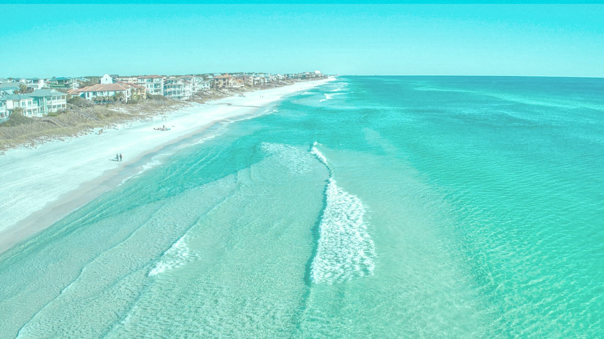 Luxury beach house rentals along 30A with pristine Gulf shoreline